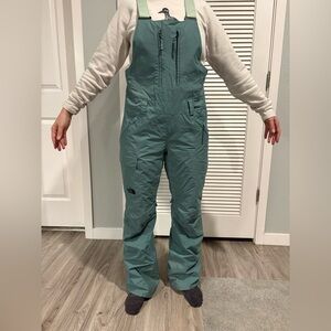 Women's Northface ski snowboard bib - medium